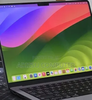 New Laptop Apple MacBook Pro 2023 M3 Pro 8GB Intel Core M3 SSD 512GB