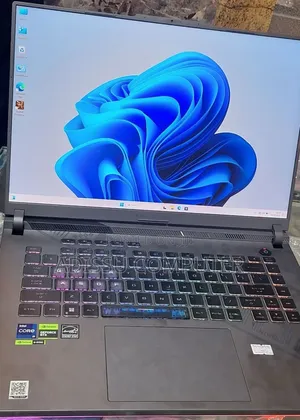 New Laptop Asus ROG Strix G15 16GB Intel Core i9 SSD 1T