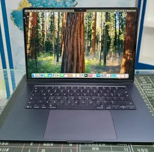 New Laptop Apple MacBook Air 2025 M4 16GB Apple M4 SSD 512GB