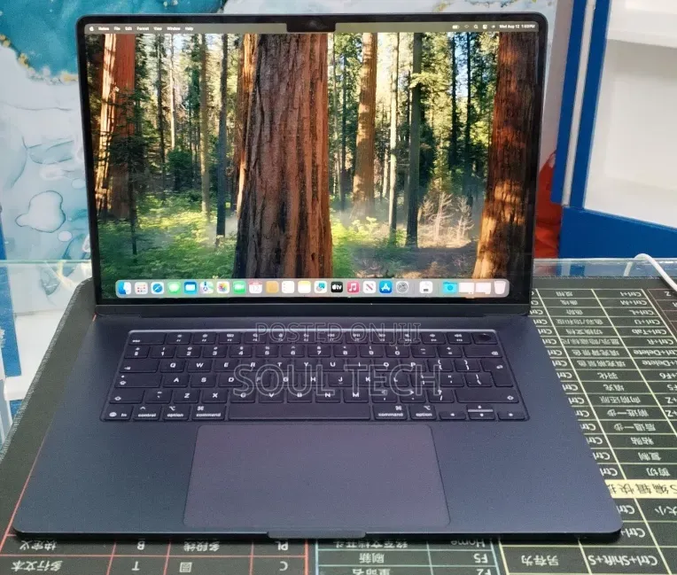 New Laptop Apple MacBook Air 2025 M4 16GB Apple M4 SSD 512GB