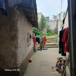 2bdrm House in Yeka for sale