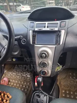 Toyota Yaris 1.0 2006 Silver