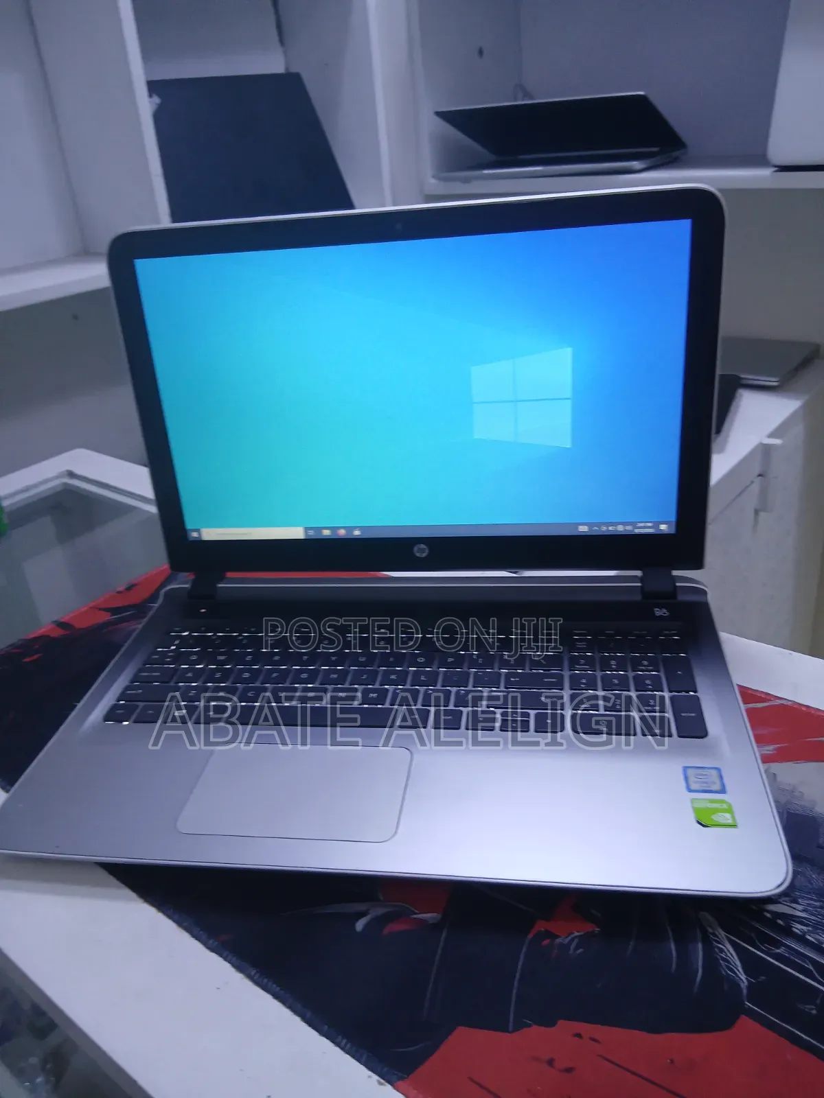 New Laptop HP Pavilion 15 8GB Intel Core i5 HDD 500GB