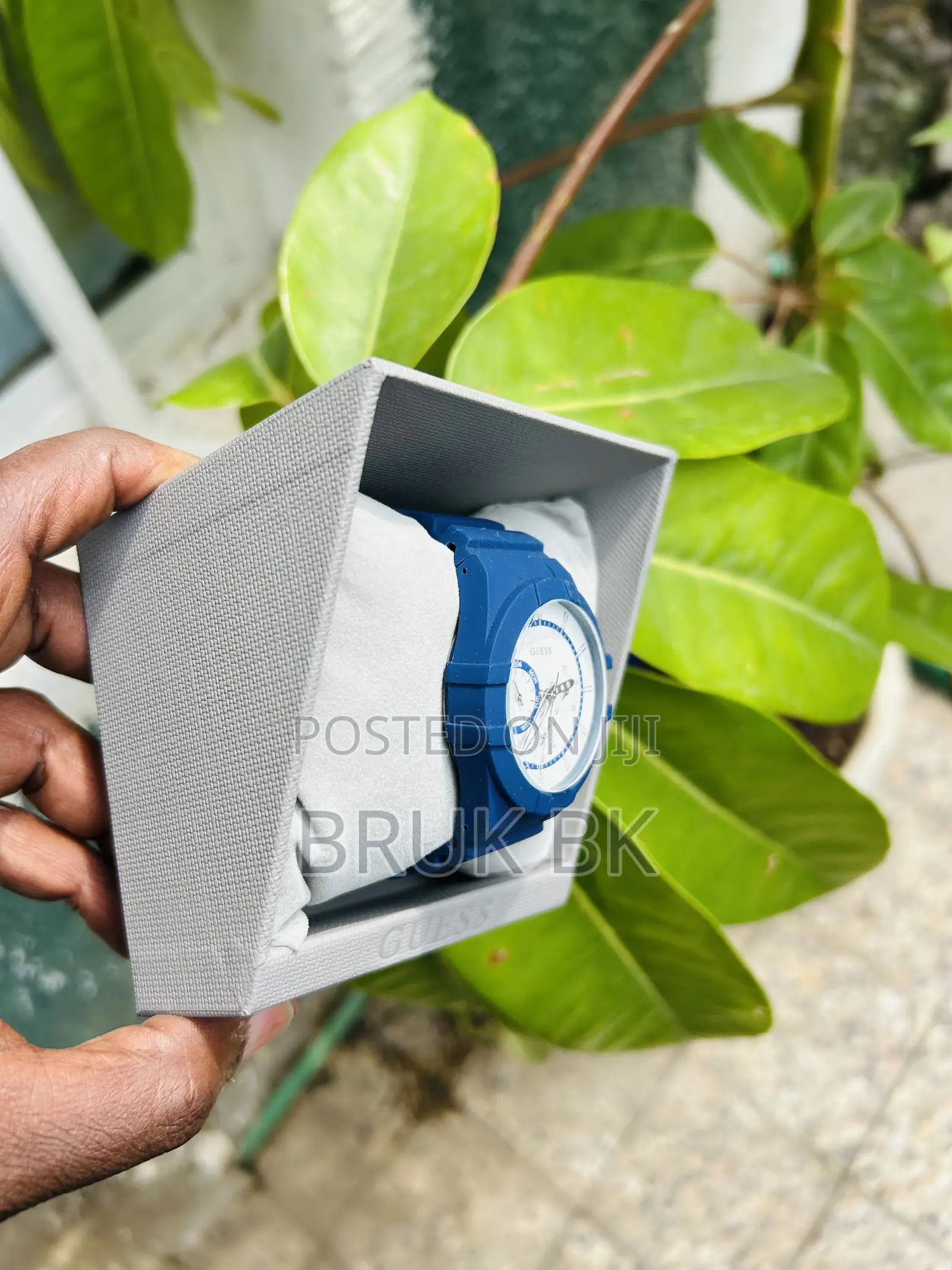 Guess Watch