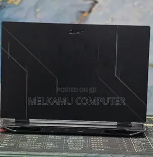 New Laptop Acer Nitro V 15 16GB Intel Core i9 SSD 512GB