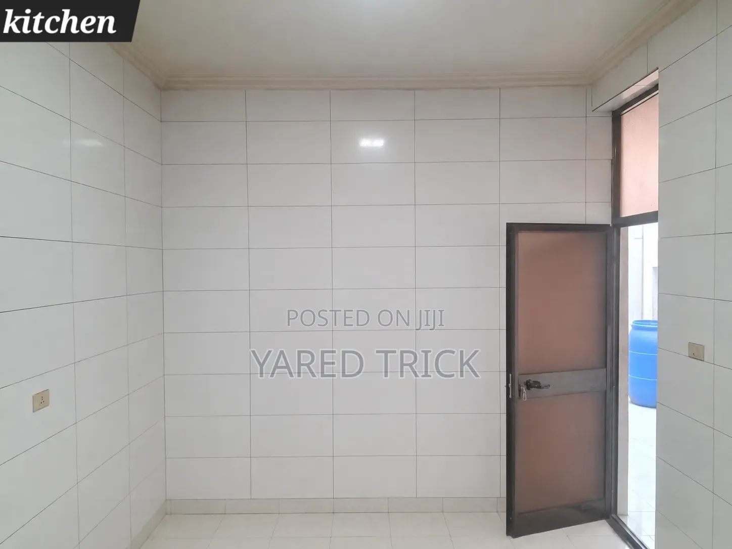 6bdrm House in Akaky Kaliti for sale