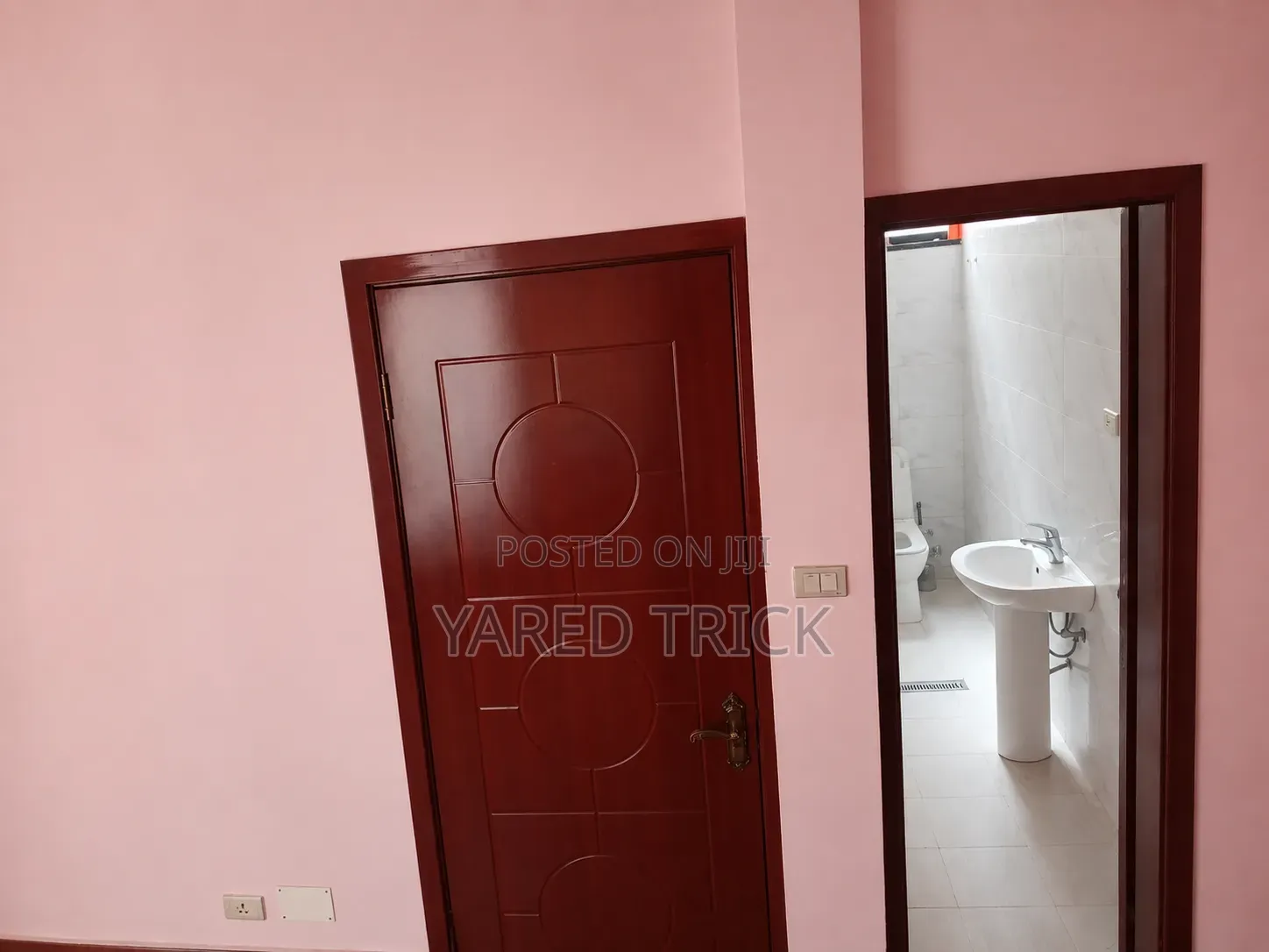 6bdrm House in Akaky Kaliti for sale