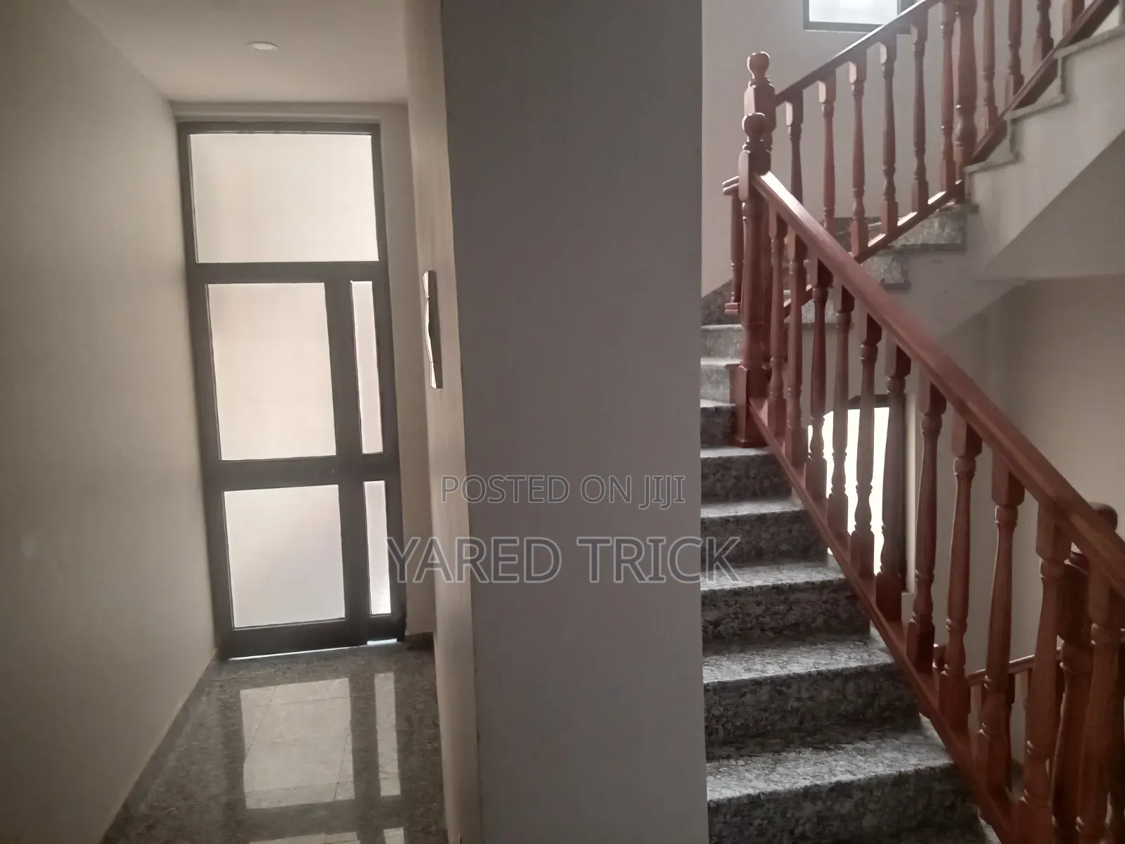 6bdrm House in Akaky Kaliti for sale
