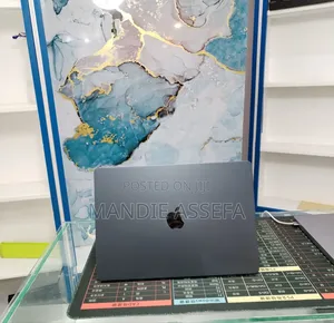 New Laptop Apple MacBook Air 2025 M4 16GB Apple M4 SSD 256GB