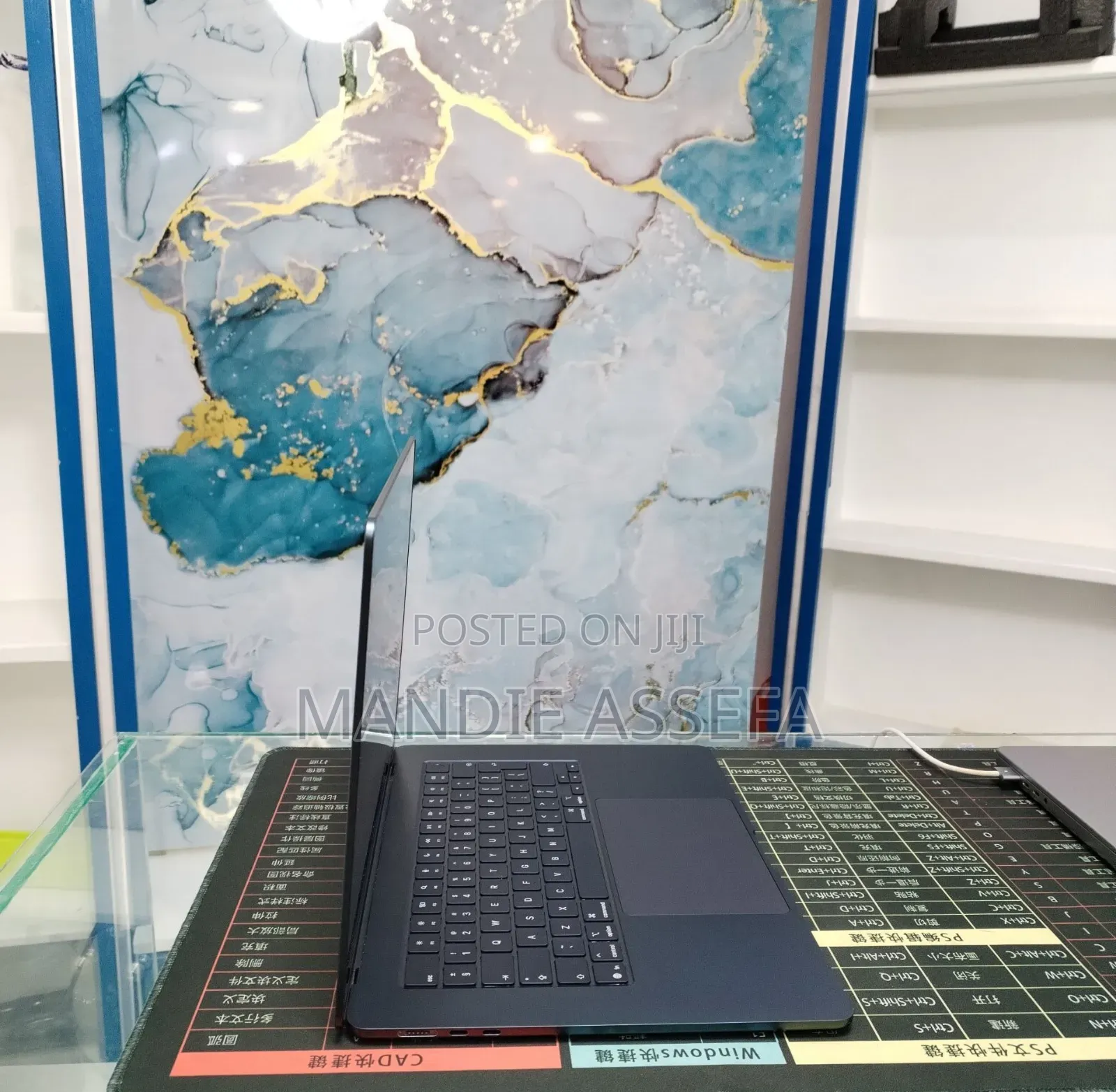 New Laptop Apple MacBook Air 2025 M4 16GB Apple M4 SSD 256GB