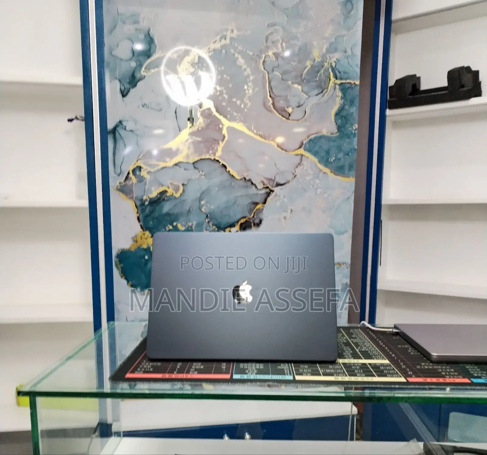 New Laptop Apple MacBook Air 2025 M4 16GB Apple M4 SSD 256GB