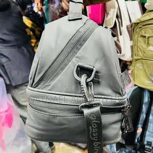 Glossy Bird Lunch Bag