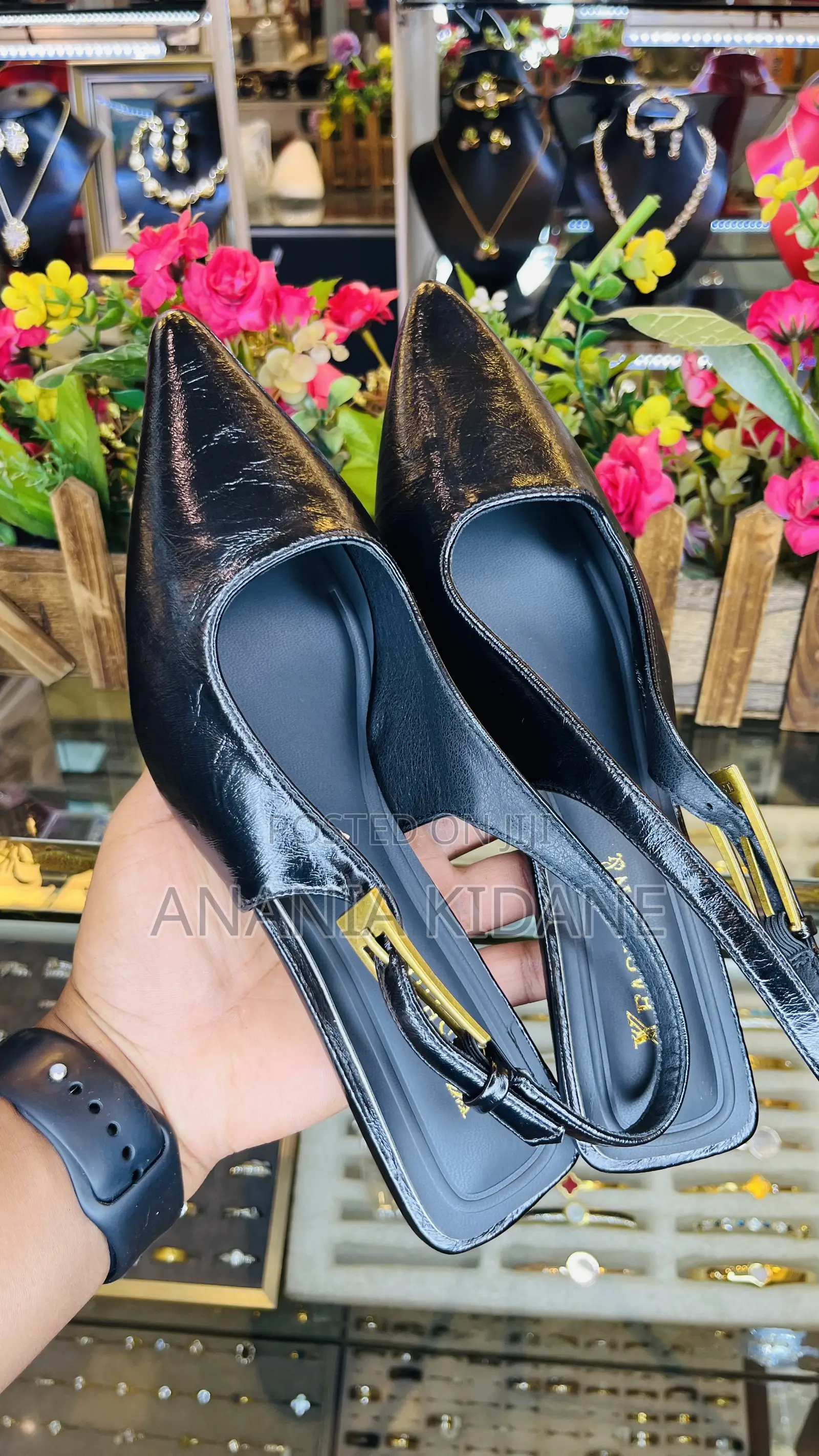 Beauty in Black Classic