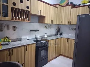 4bdrm Villa in Akaky Kaliti for sale