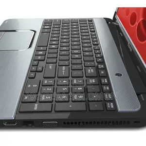 Laptop Toshiba Satellite C850 12GB Intel Core i5 HDD+SSD 1T