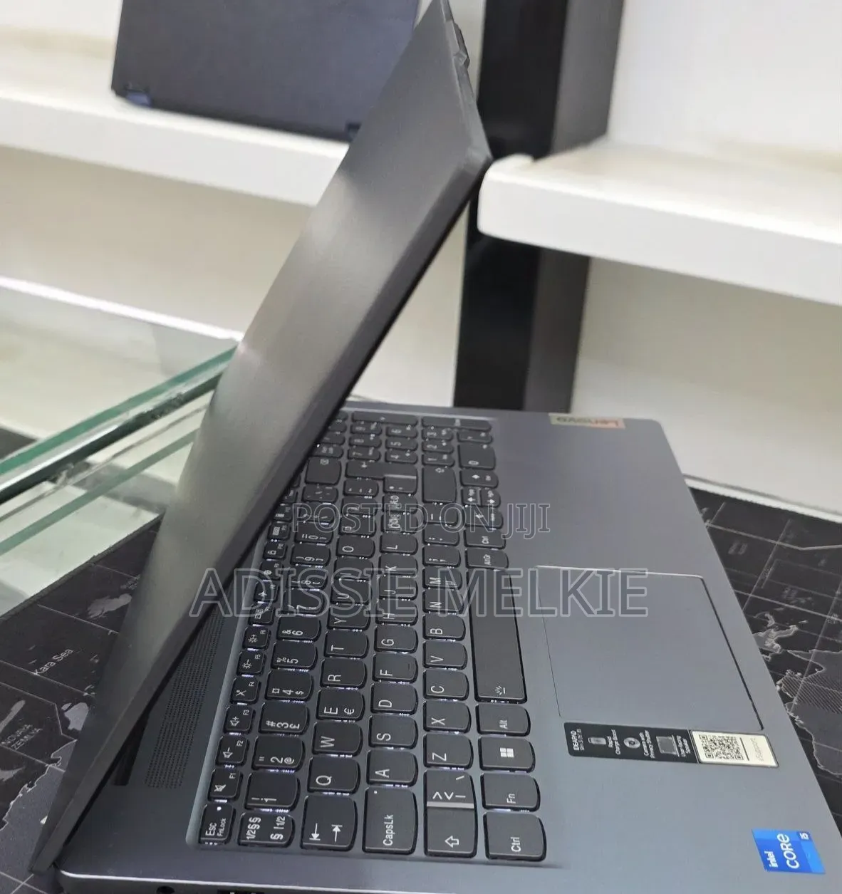 New Laptop Lenovo Ideapad 3 8GB Intel Core i5 SSD 512GB