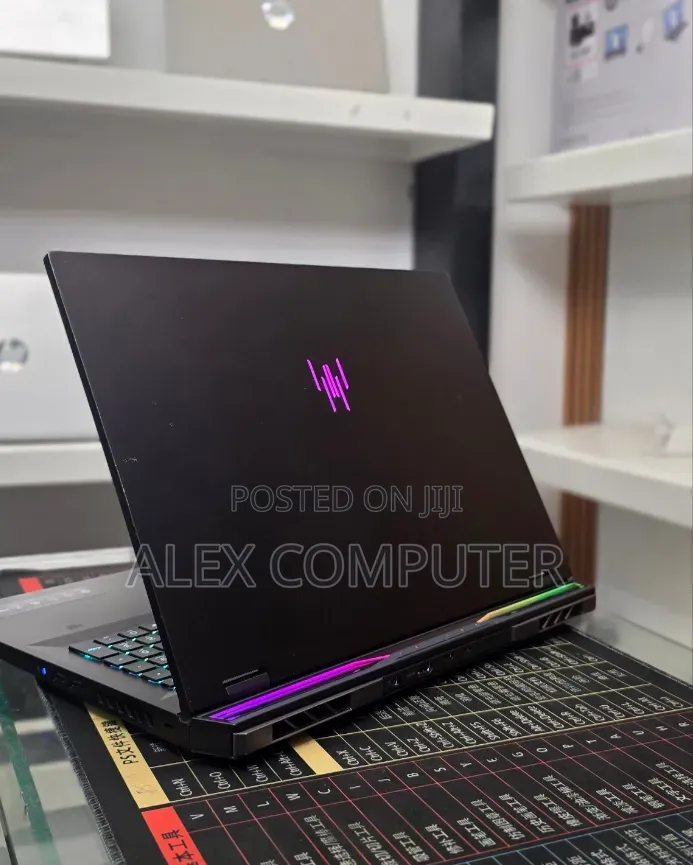 New Laptop Acer Predator Helios Neo 16 32GB Intel Core i9 SSD 1T