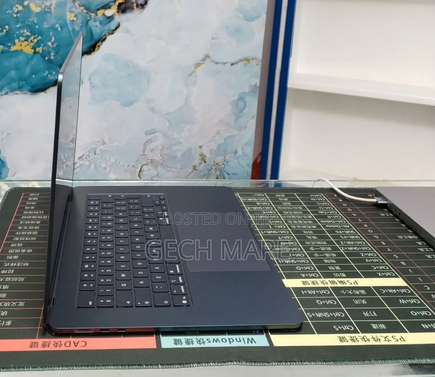 New Laptop Apple MacBook Air 2025 M4 8GB Intel SSD 256GB