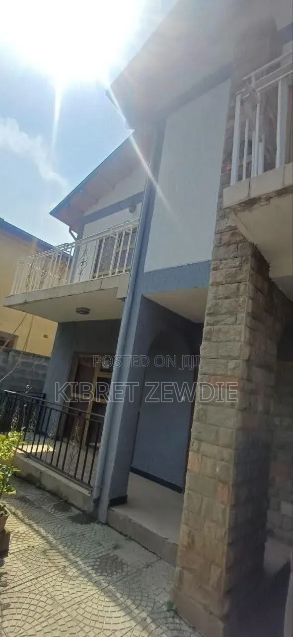 Furnished 5bdrm House in Kibert Zewdie, Bole for sale