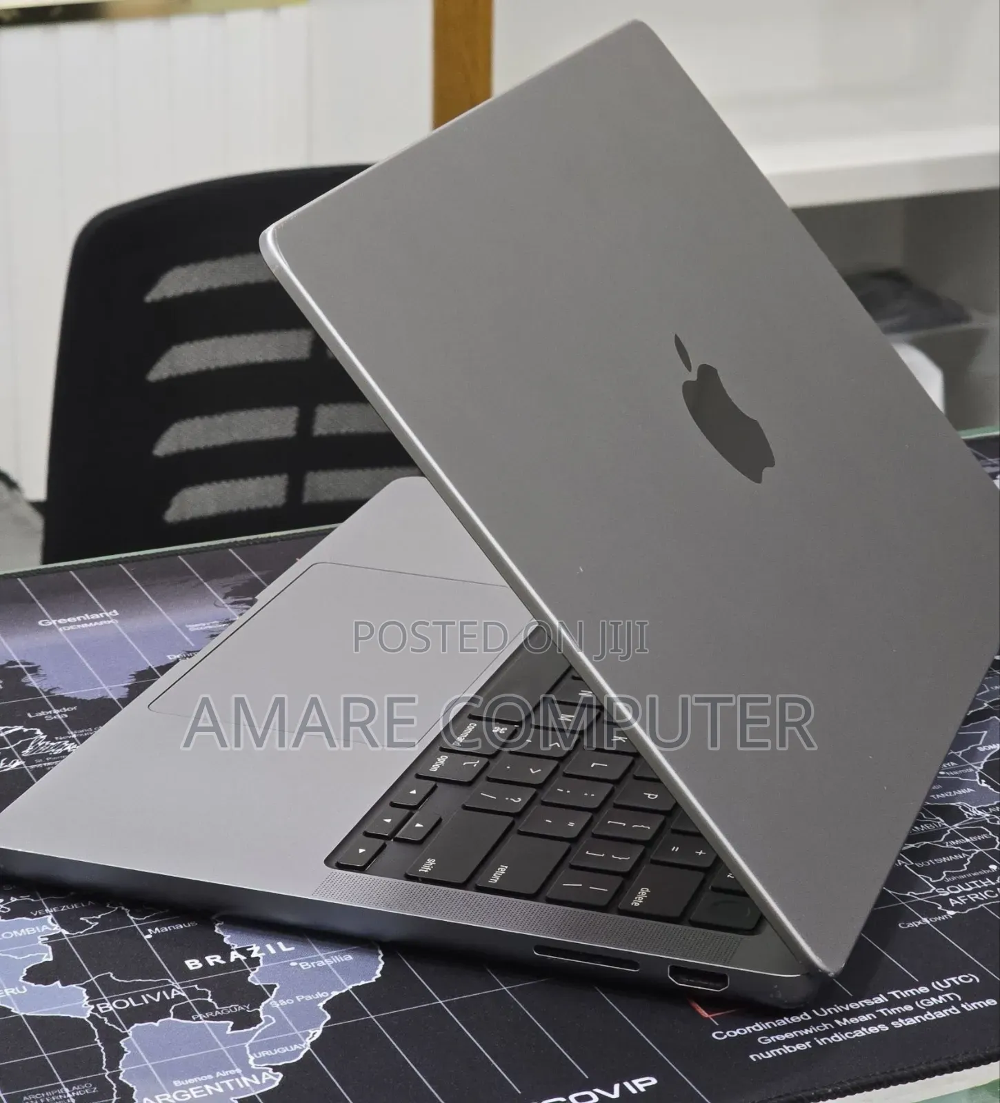 New Laptop Apple MacBook Pro 2023 M3 8GB Apple M3 Pro SSD 512GB