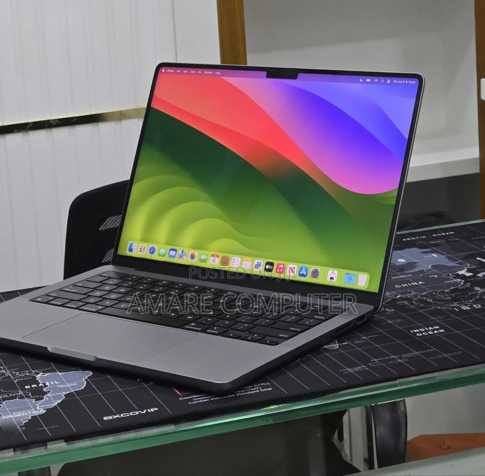 New Laptop Apple MacBook Pro 2023 M3 8GB Apple M3 Pro SSD 512GB