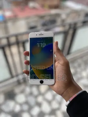 Apple iPhone 8 Plus 64 GB White