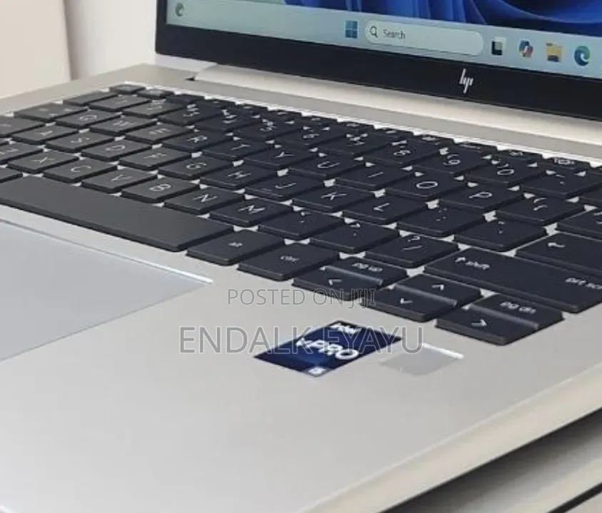 New Laptop HP EliteBook 840 G9 16GB Intel Core i5 SSD 512GB