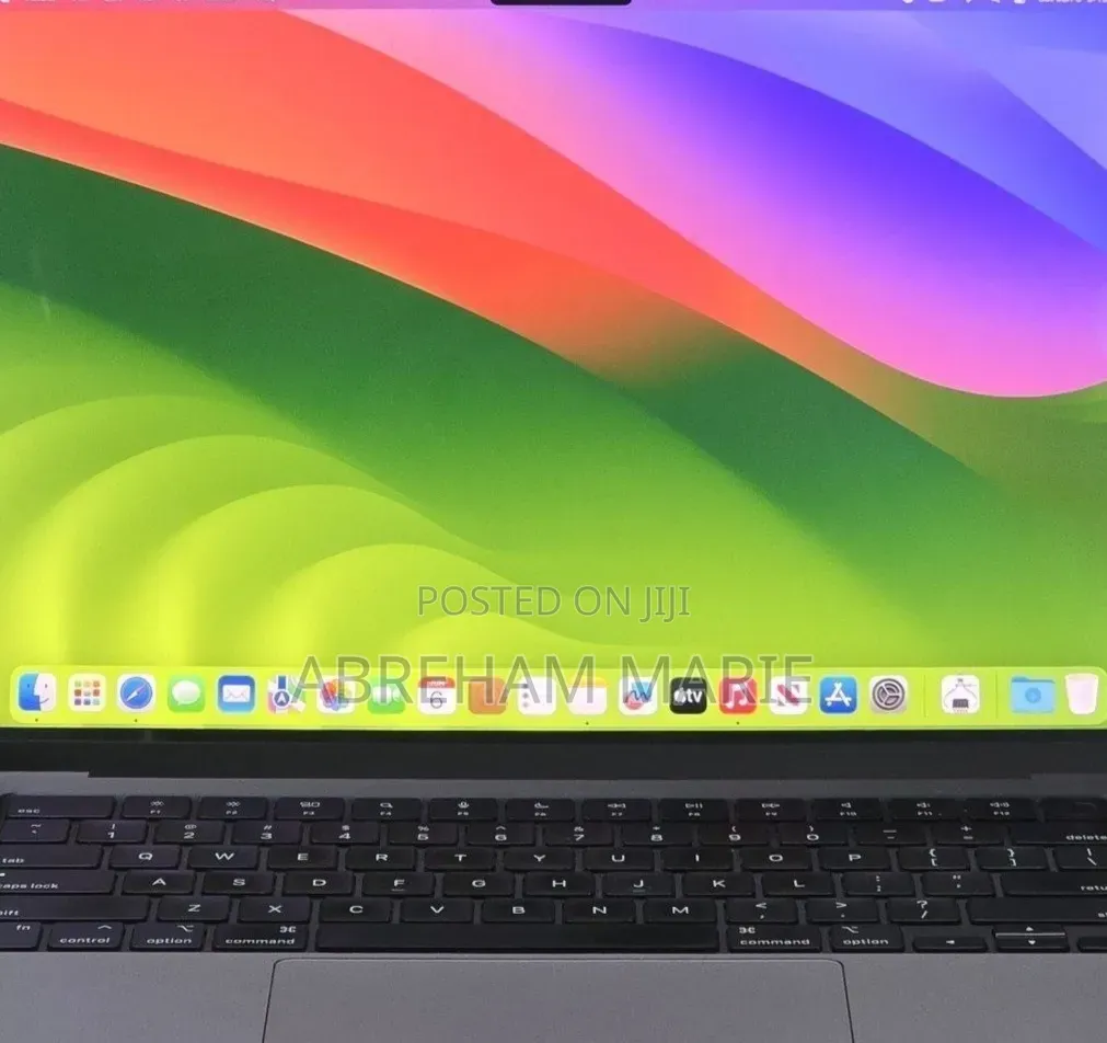 New Laptop Apple MacBook Pro 2023 M3 8GB Nvidia SSD 512GB