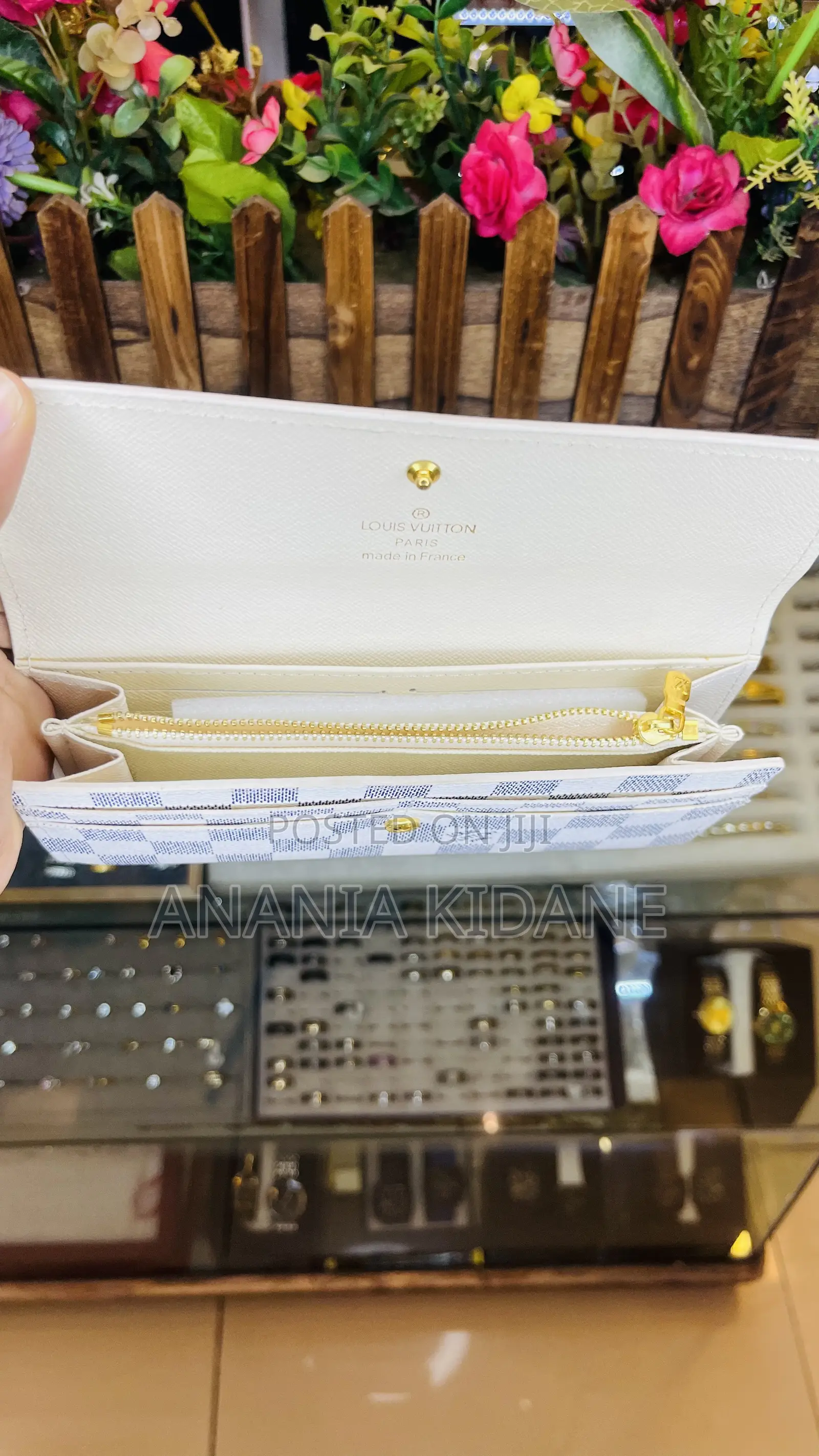 Original LV Wallets for Women’s