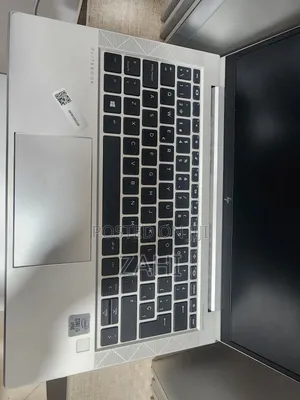New Laptop HP EliteBook 830 G7 8GB Intel Core i5 SSD 512GB