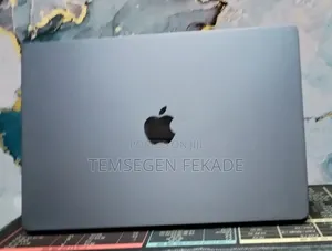 New Laptop Apple MacBook Air 2025 M4 16GB Apple M4 SSD 256GB