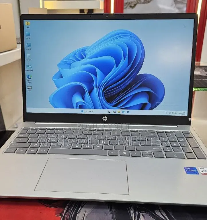 New Laptop HP Stream Notebook 16GB Intel Core i7 SSD 1T