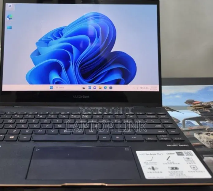 New Laptop Asus Zenbook 14 16GB Intel Core i7 SSD 512GB