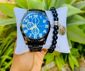 Elegant Watch With Bracelet