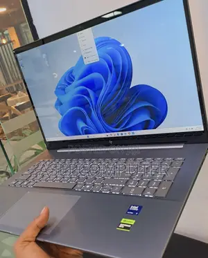 New Laptop HP Envy 17 16GB Intel Core Ultra 7 SSD 1T