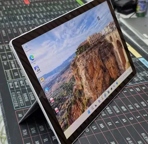 New Laptop Microsoft Surface Pro 7 16GB Intel Core i7 SSD 512GB