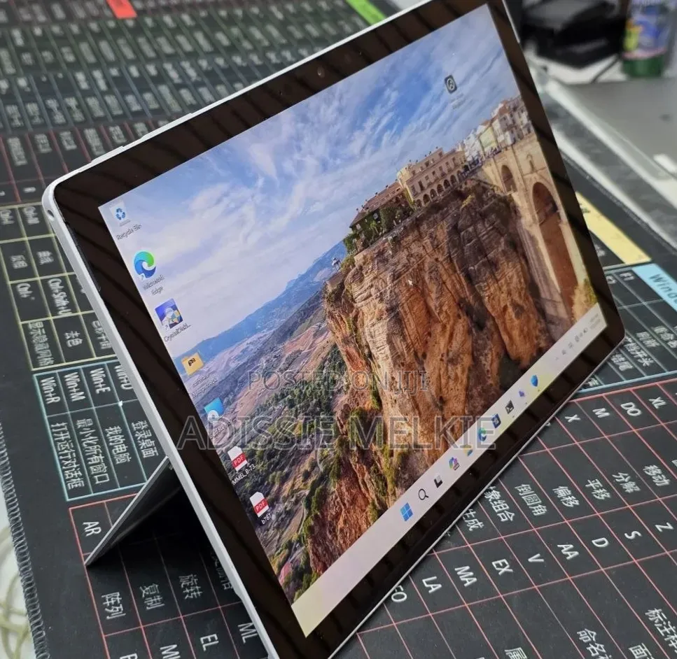 New Laptop Microsoft Surface Pro 7 16GB Intel Core i7 SSD 512GB