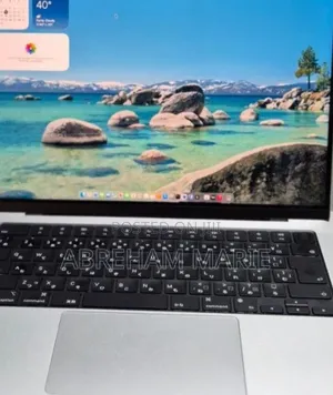 New Laptop Apple MacBook Pro 2024 M4 16GB Apple M4 SSD 512GB