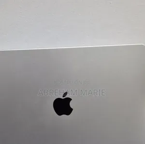 New Laptop Apple MacBook Pro 2024 M4 16GB Apple M4 SSD 512GB