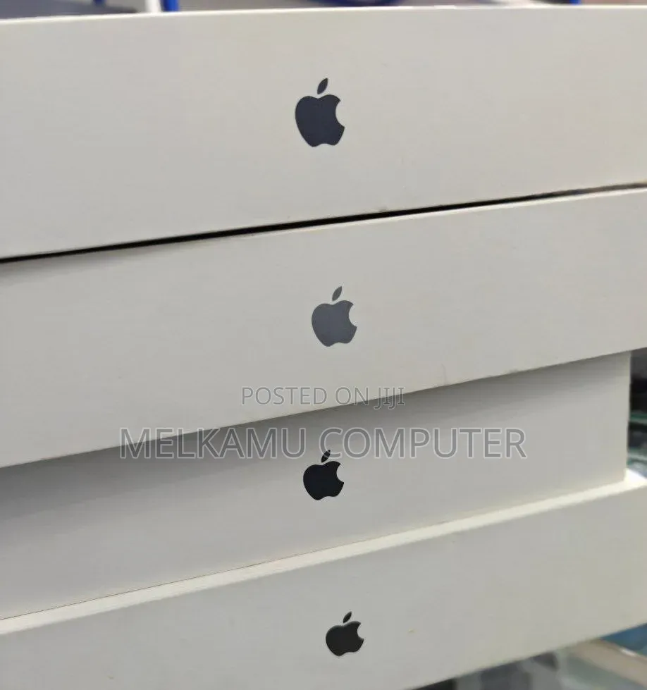 New Laptop Apple MacBook Air 2026 M5 16GB Apple M5 SSD 512GB