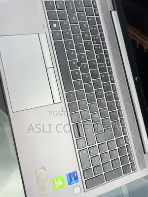 New Laptop HP ZBook 15 16GB Intel Core i7 SSD 512GB