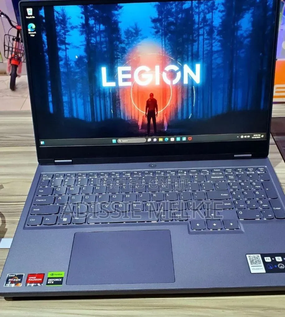 New Laptop Lenovo Legion 5 16GB AMD Ryzen 7 SSD 512GB