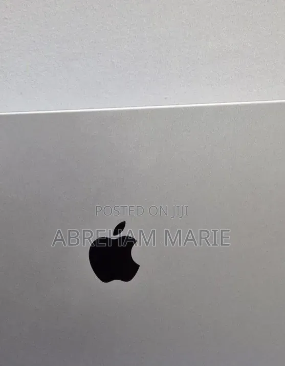 New Laptop Apple MacBook Pro 2024 M4 16GB Apple M4 SSD 512GB