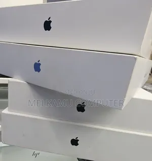 New Laptop Apple MacBook Pro 2025 M5 36GB Apple M5 SSD 2T