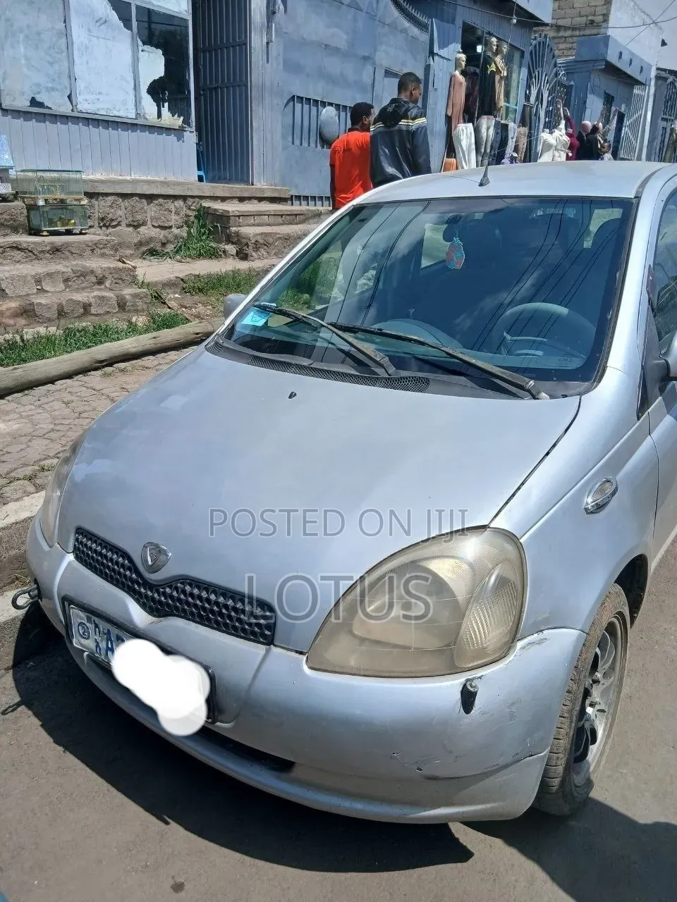 Toyota Vitz 2001 Gray