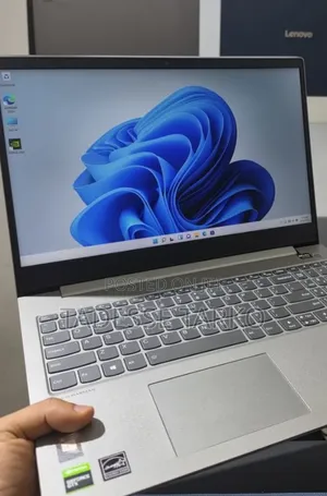New Laptop Lenovo ThinkBook 15 16GB Intel Core i5 SSD 512GB