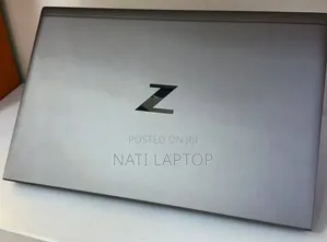 New Laptop HP ZBook Firefly G8 16GB Intel Core i7 SSD 512GB