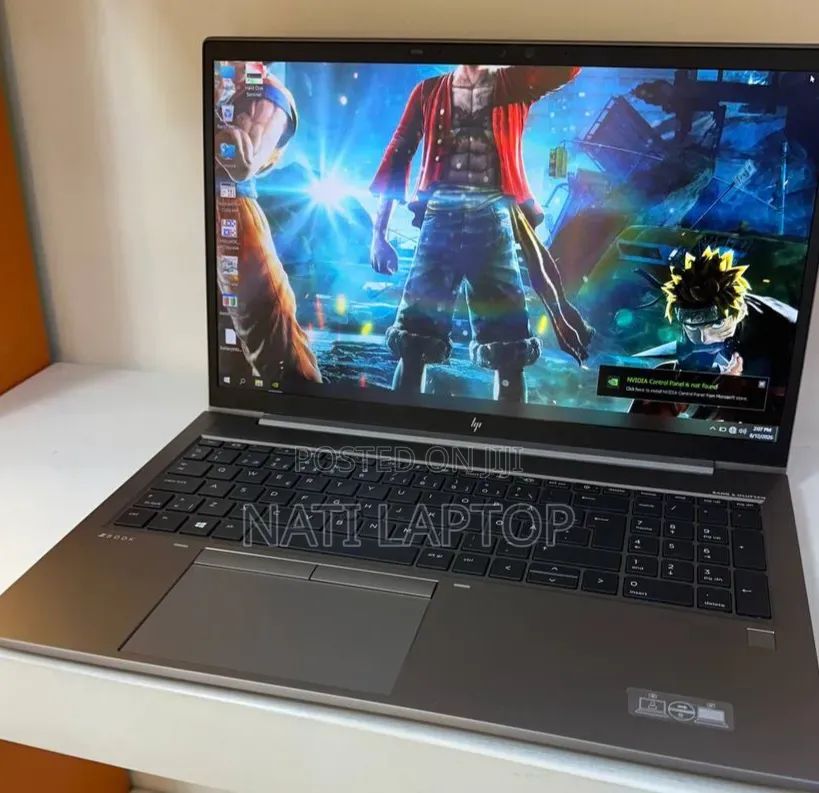 New Laptop HP ZBook Firefly G8 16GB Intel Core i7 SSD 512GB