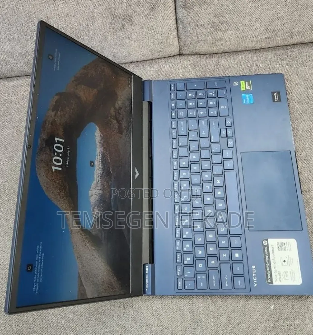 New Laptop HP Victus 15 16GB Intel Core i5 SSD 512GB