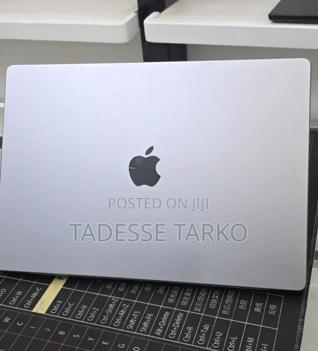 New Laptop Apple MacBook Pro 2021 M1 Max 32GB Apple M1 Max SSD 1T